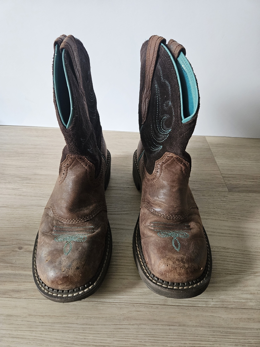Ariat Fatbaby Women's Size 8.5B Leather Cowgirl Boots Turquoise Brown Western